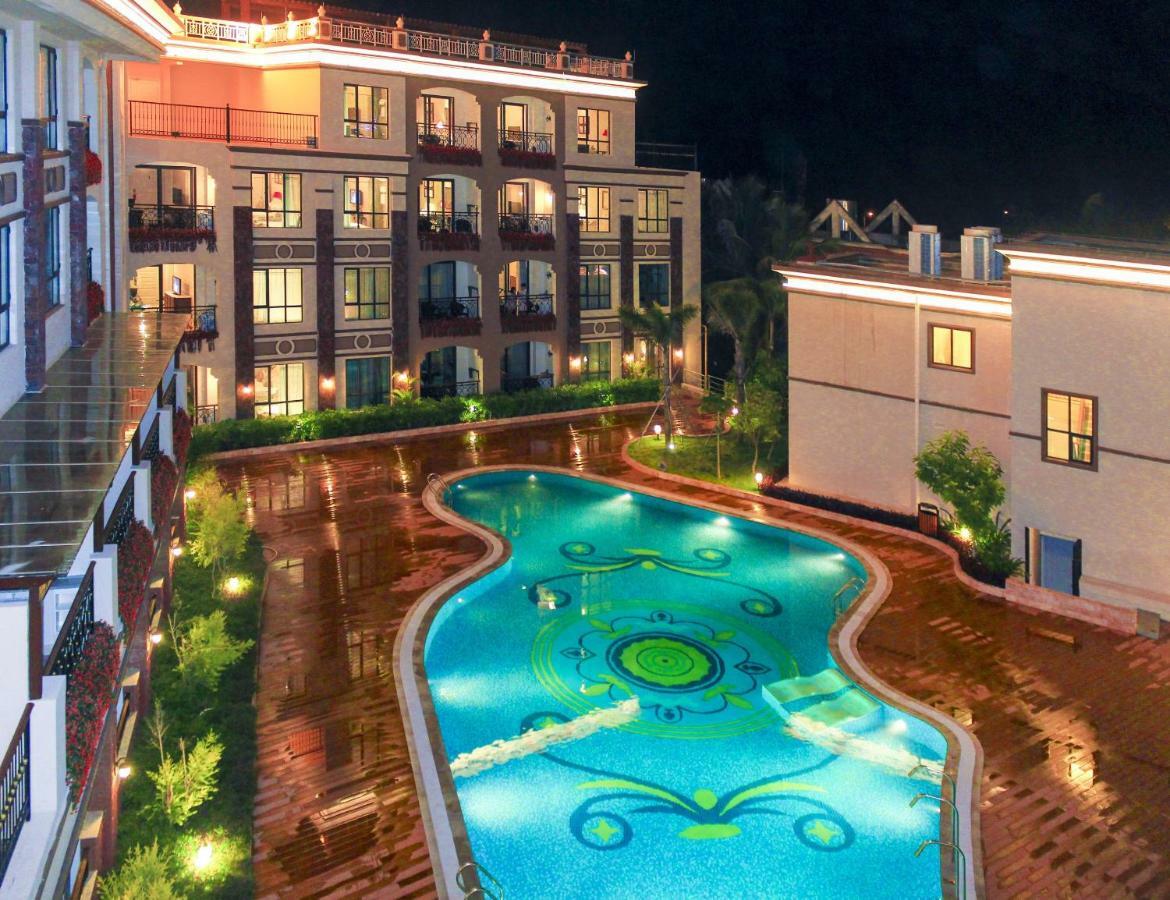Sanya Yalong Bay Sintra Suites Hotel Exterior photo
